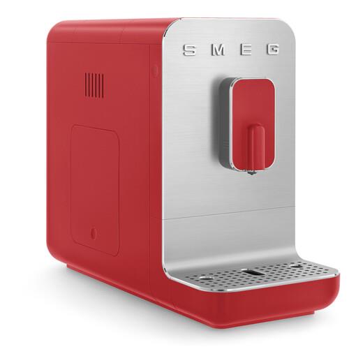 Кофемашина автоматическая Smeg BCC01RDMEU красный